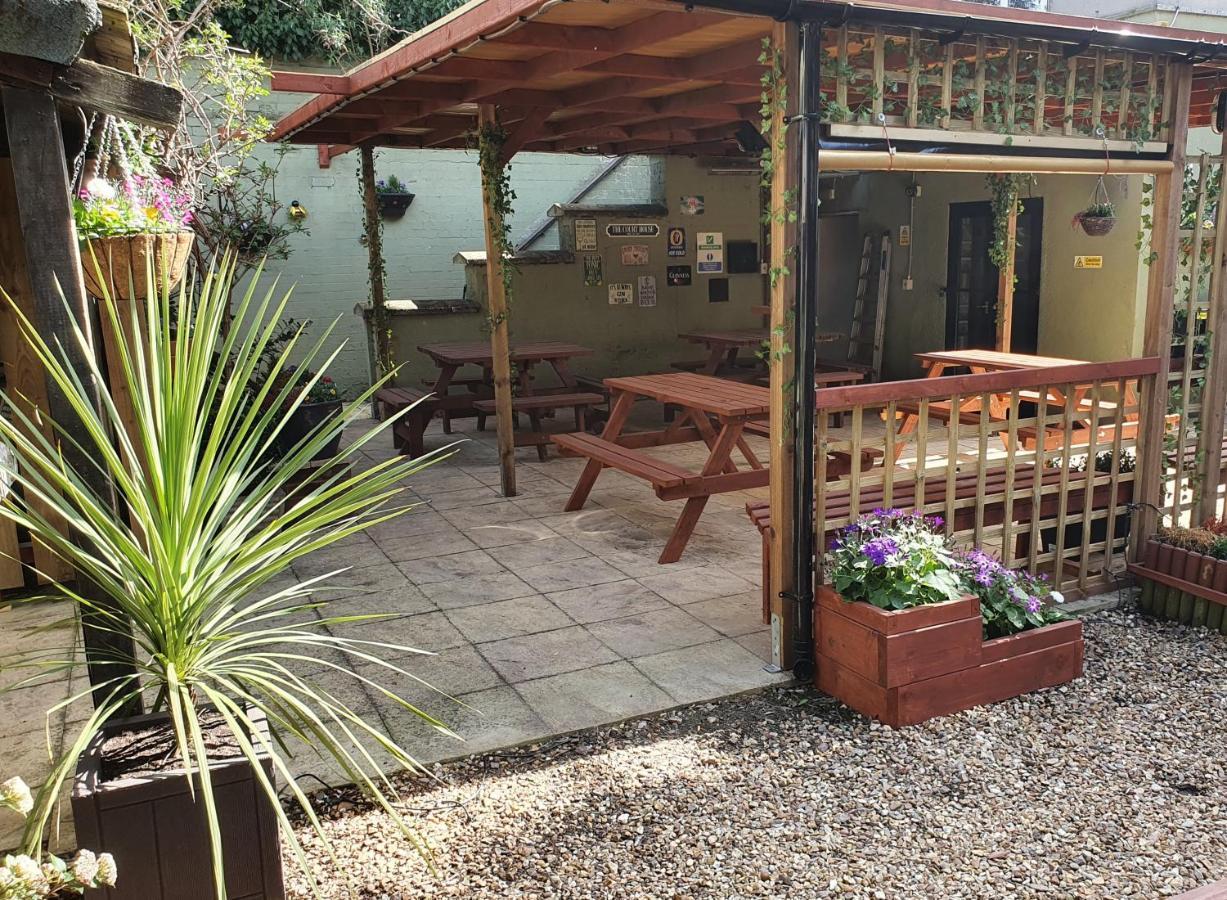 The Court House Inn Thrapston  Extérieur photo