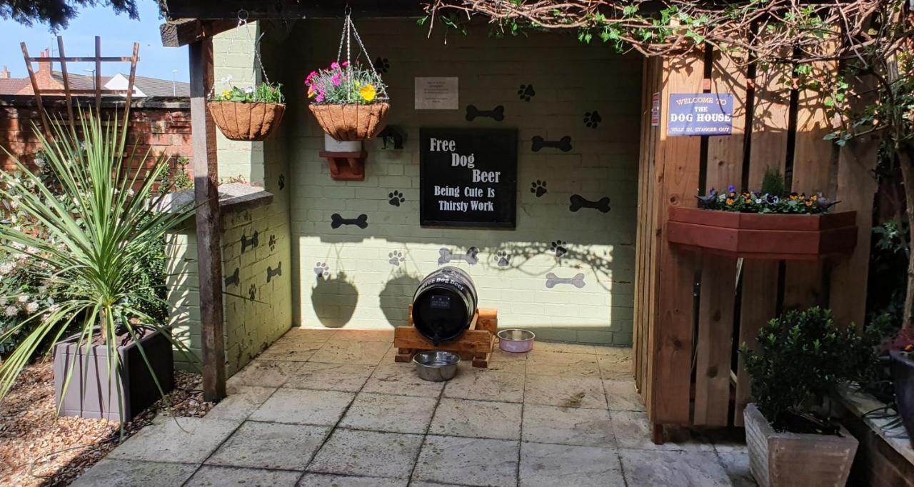 The Court House Inn Thrapston  Extérieur photo